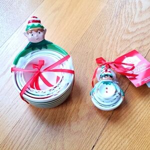 Holiday Elf Measuring Cups and Spoons NWT